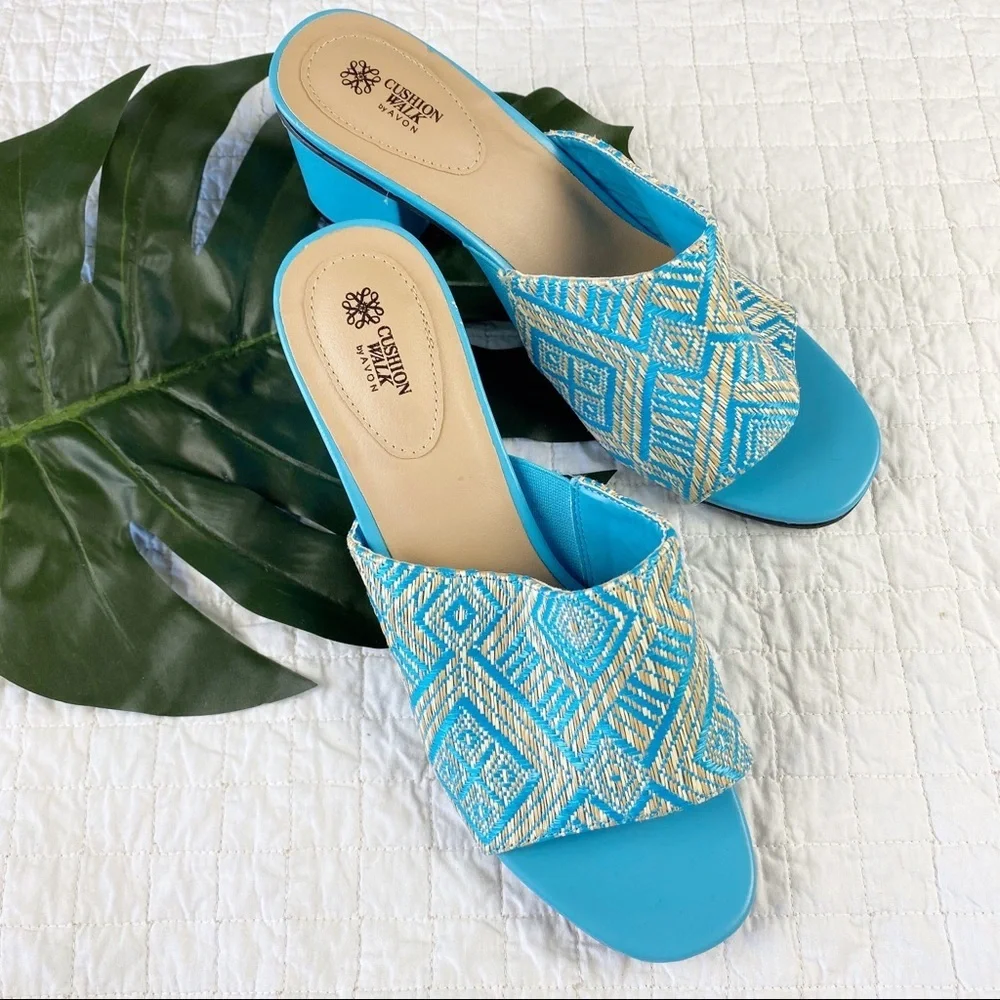 Avon Cushion Walk Woven Slide with Block Heel 8